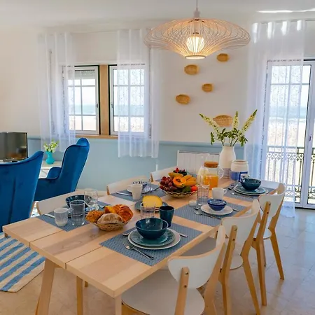 Donacamo Charming House شقة *